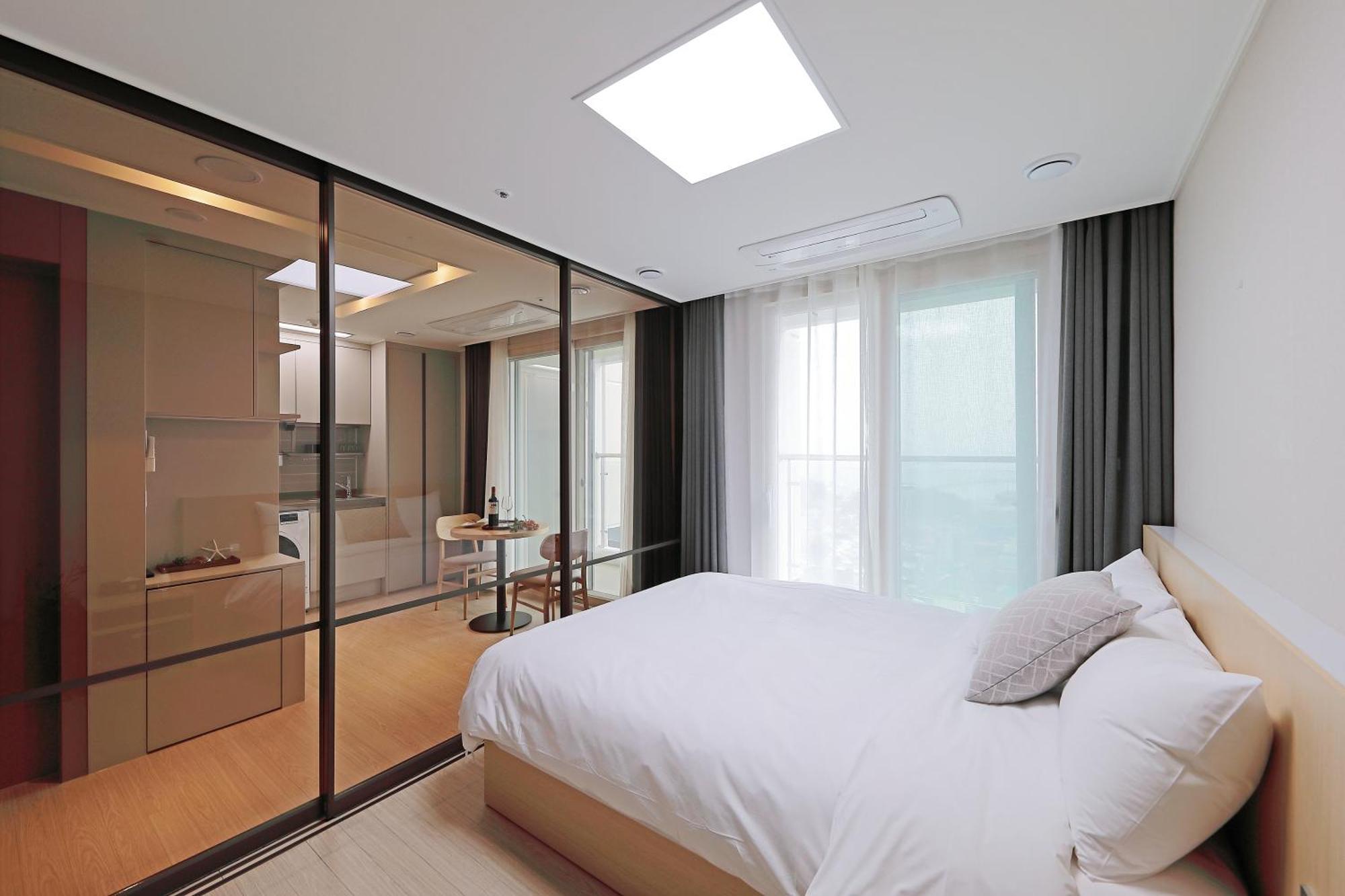 Sota Suite Sokcho Heavenmark Exterior foto